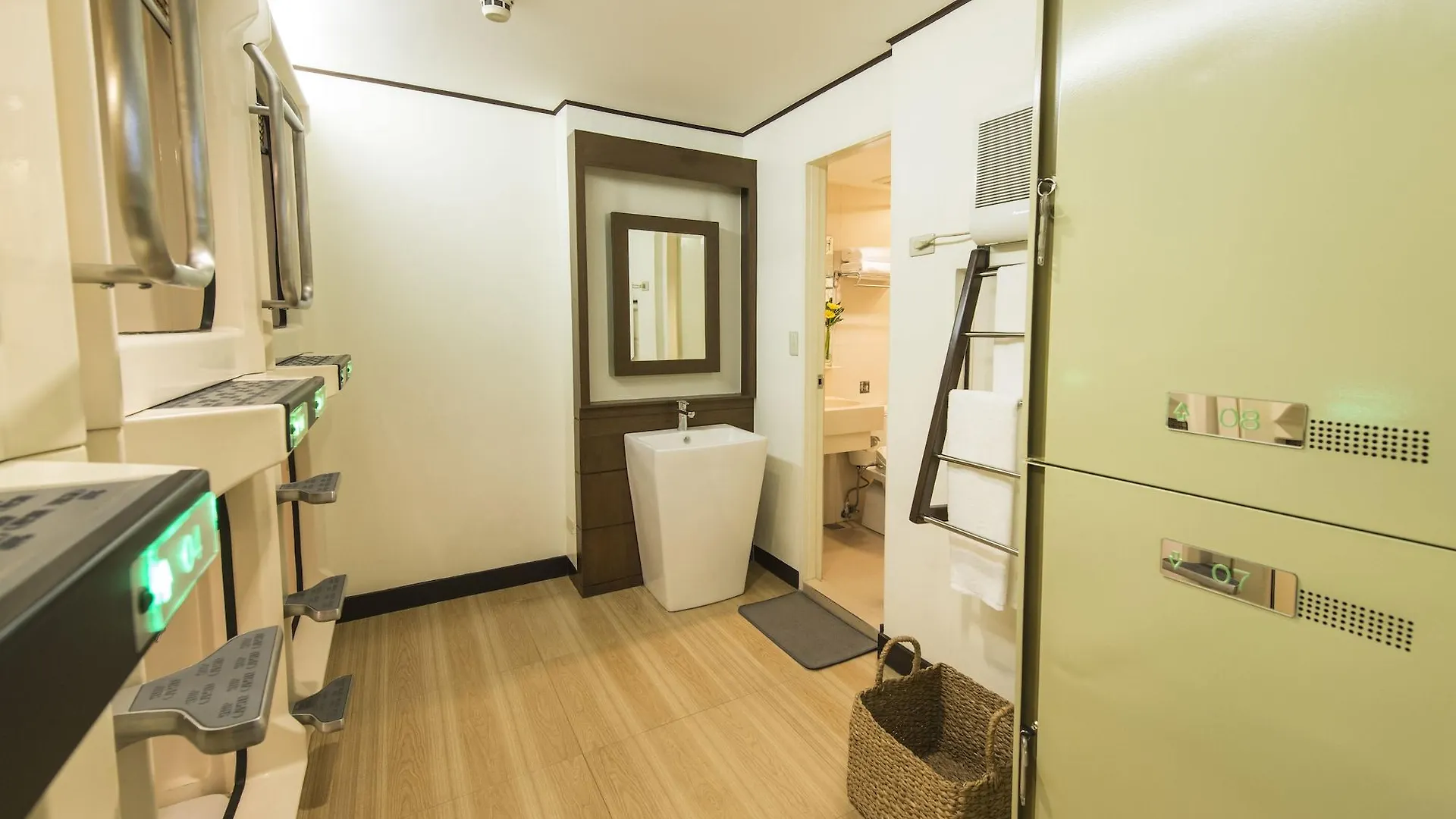 Kabayan Hotel Pasay 3*,  Philippines