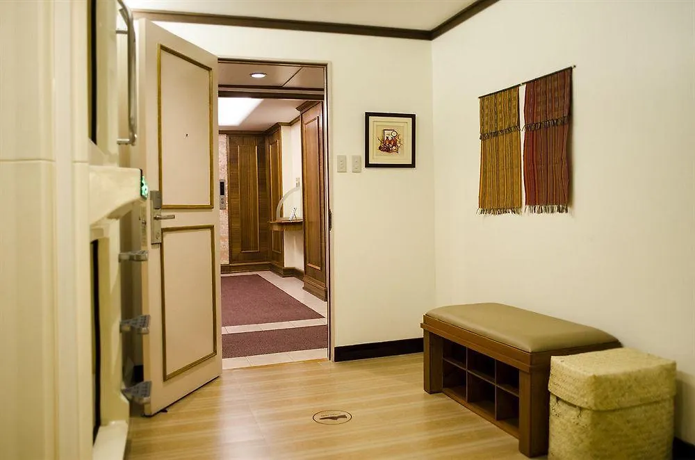 Kabayan Hotel Pasay